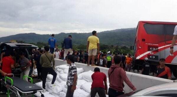 Masih Dirawat, Begini Nasib Sopir Truk Penyebab Kecelakaan Bus di Tol Malang Usai jadi Tersangka 