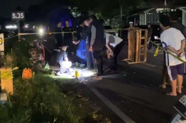 Kecelakaan Mengerikan di Blitar, Santri Bawa Bubuk Mesiu Tewas usai Motor Meledak Kecelakaan Mengerikan di Blitar, Santri Bawa Bubuk Mesiu Tewas usai Motor Meledak