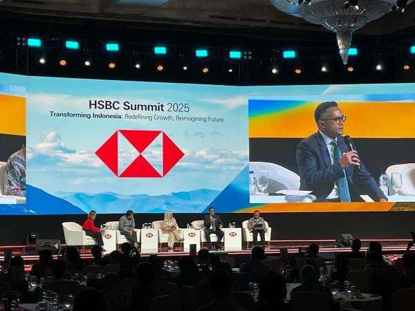 Ketum Kadin Sebut RI Tetap Kokoh meski Digempur Tarif Trump Ketum Kadin Sebut RI Tetap Kokoh meski Digempur Tarif Trump