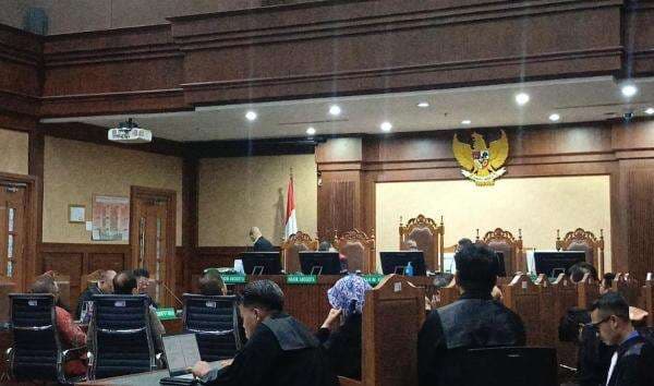 Eks Sestama Basarnas Max Ruland Divonis 5 Tahun Penjara Eks Sestama Basarnas Max Ruland Divonis 5 Tahun Penjara