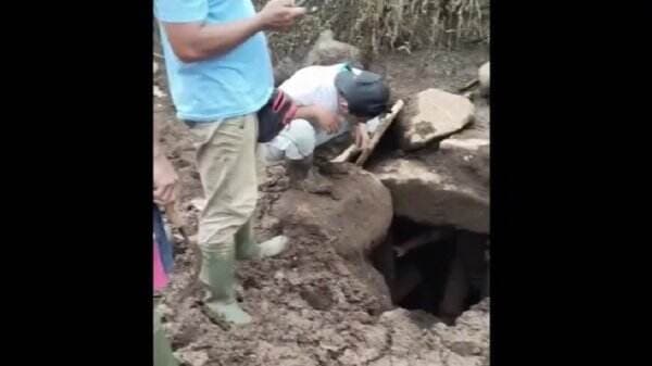 Temuan Kubur Lempeng Batu Prasejarah di Bondowoso Dirusak Orang, Sejumlah Barang Dicuri