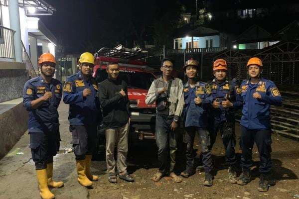 Heboh Kurir Paket Nyasar ke Bukit Hambalang gegara Maps, Sadar saat di Tengah Hutan Heboh Kurir Paket Nyasar ke Bukit Hambalang gegara Maps, Sadar saat di Tengah Hutan