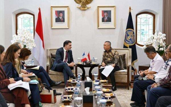 RI-Prancis Jajaki Kerja Sama Transportasi, dari Pembiayaan BRT hingga Pengembangan SDM RI-Prancis Jajaki Kerja Sama Transportasi, dari Pembiayaan BRT hingga Pengembangan SDM