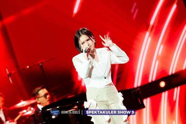 Penampilan Pecah Mesa Hira Bawakan Lagu The Potters di Indonesian Idol Season XIII Penampilan Pecah Mesa Hira Bawakan Lagu The Potters di Indonesian Idol Season XIII