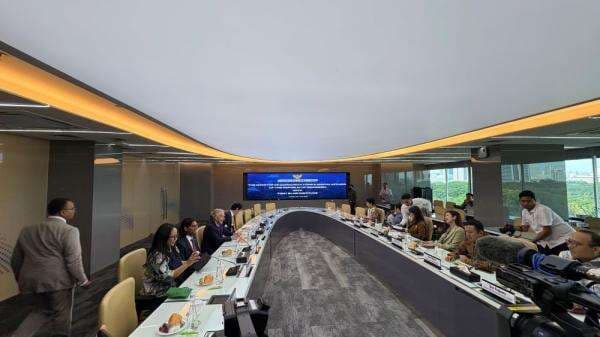 Menkomdigi Bertemu Tony Blair, Bahas Target 9 Juta Talenta Digital Menkomdigi Bertemu Tony Blair, Bahas Target 9 Juta Talenta Digital