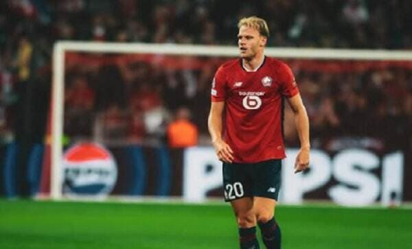 Bek Liga Champions Mitchel Bakker Dinaturalisasi PSSI? Timnas Indonesia Makin Sangar!