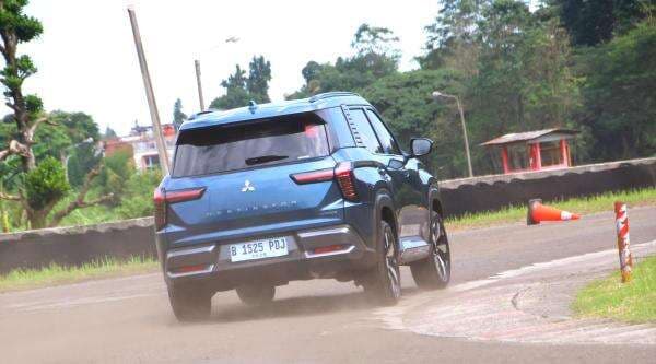 Mitsubishi Destinator Diesel Emang Ada? Ini Fakta Sebenarnya!