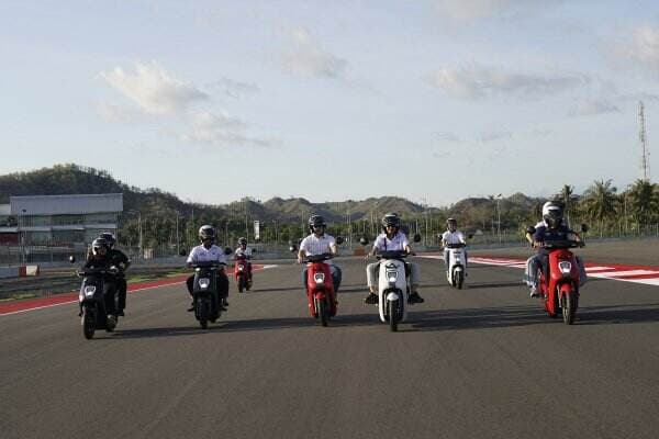 Honda EM1 Jadi Motor Listrik Pertama Dukung MotoGP Mandalika, Siap Dipakai Pembalap