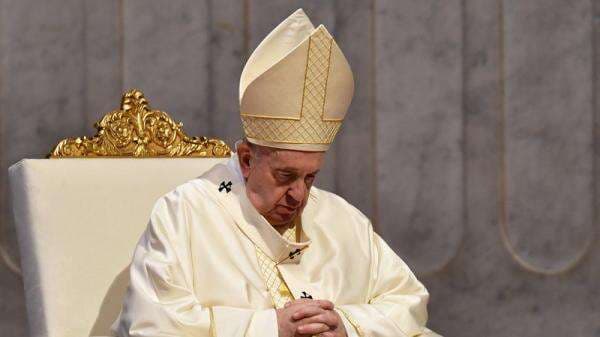 Paus Fransiskus Tampil Perdana di Vatikan Sejak Pulang dari Rumah Sakit Paus Fransiskus Tampil Perdana di Vatikan Sejak Pulang dari Rumah Sakit