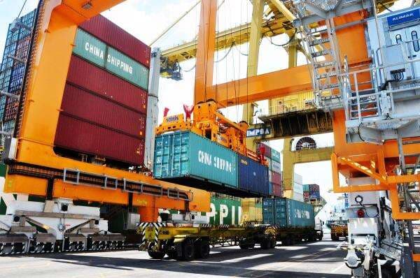 KPPU Ingatkan Risiko Besar Bila Kuota Impor Dihapus KPPU Ingatkan Risiko Besar Bila Kuota Impor Dihapus