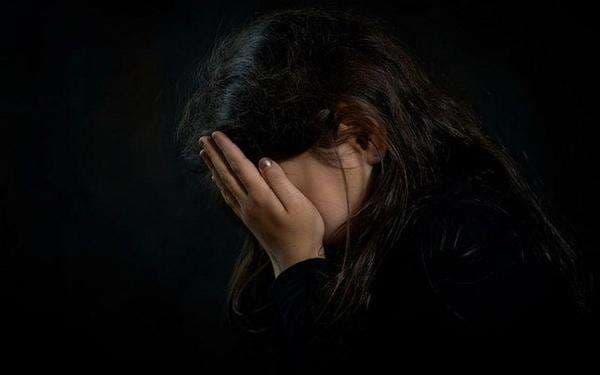 Geger, Guru SD di Depok Diduga Lecehkan Belasan Siswi Geger, Guru SD di Depok Diduga Lecehkan Belasan Siswi