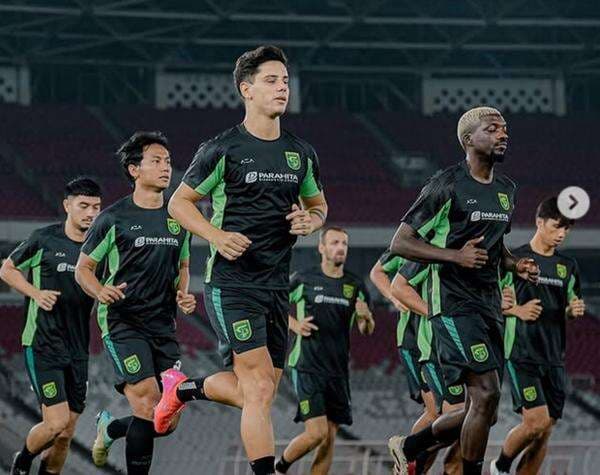Lawan Persija Jakarta di SUGBK, Persebaya Surabaya Bertekad Bawa Pulang 3 Poin Lawan Persija Jakarta di SUGBK, Persebaya Surabaya Bertekad Bawa Pulang 3 Poin
