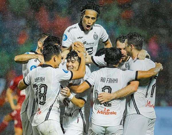 Madura United vs Persija Jakarta: Banyak Pemain Absen, Hansamu Yama Sebut Kedua Tim Punya Kekuatan Seimbang Madura United vs Persija Jakarta: Banyak Pemain Absen, Hansamu Yama Sebut Kedua Tim Punya Kekuatan Seimbang