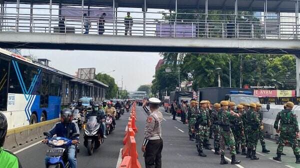 1.239 Personel Gabungan Kawal Ketat Penetapan Paslon Pilkada Jakarta&nbsp;