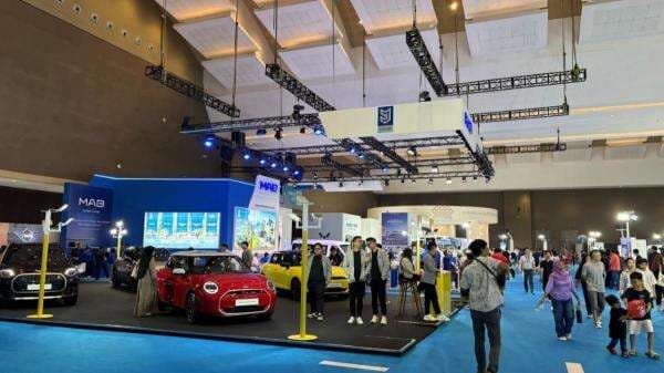 Targetkan Transaksi Rp400 Miliar, Pameran PEVS 2025 Tampilkan Konsep Baru Targetkan Transaksi Rp400 Miliar, Pameran PEVS 2025 Tampilkan Konsep Baru