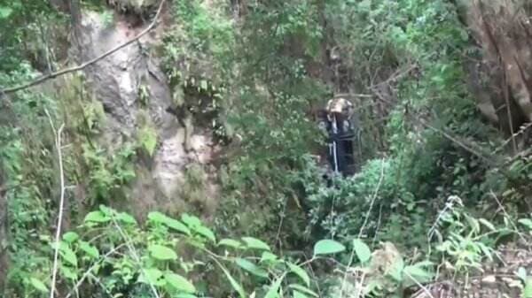 Cerita Sopir Mobil Pikap Lolos dari Maut saat Terjun ke Jurang Sedalam 60 Meter di Magetan