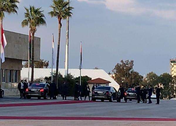 Sambutan Hangat di Yordania, Raja Abdullah II Jadi Sopir Prabowo Sambutan Hangat di Yordania, Raja Abdullah II Jadi Sopir Prabowo