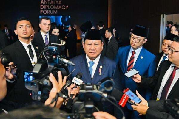 Presiden Prabowo Tegaskan Evakuasi 1.000 Warga Gaza ke RI Bukan Relokasi: untuk Membantu Presiden Prabowo Tegaskan Evakuasi 1.000 Warga Gaza ke RI Bukan Relokasi: untuk Membantu