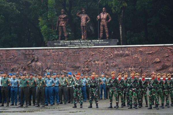 Panglima TNI: Revisi UU TNI Berdasarkan Prinsip Demokrasi dan Supremasi Sipil Panglima TNI: Revisi UU TNI Berdasarkan Prinsip Demokrasi dan Supremasi Sipil