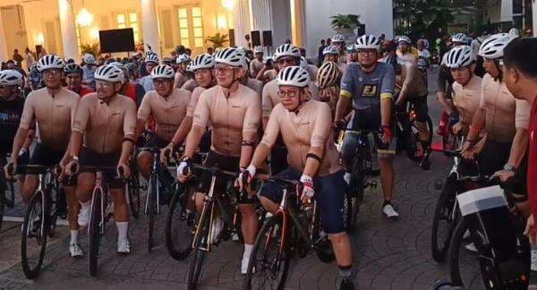 Macet Horor di Tanjung Priok, Pramono: Mohon Maaf, Saya Tanggung Jawab! Macet Horor di Tanjung Priok, Pramono: Mohon Maaf, Saya Tanggung Jawab!