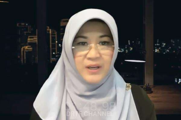 Riwayat Pendidikan Dokter Tifa, Pegiat Medsos Lantang Suarakan Isu Ijazah Jokowi Riwayat Pendidikan Dokter Tifa, Pegiat Medsos Lantang Suarakan Isu Ijazah Jokowi