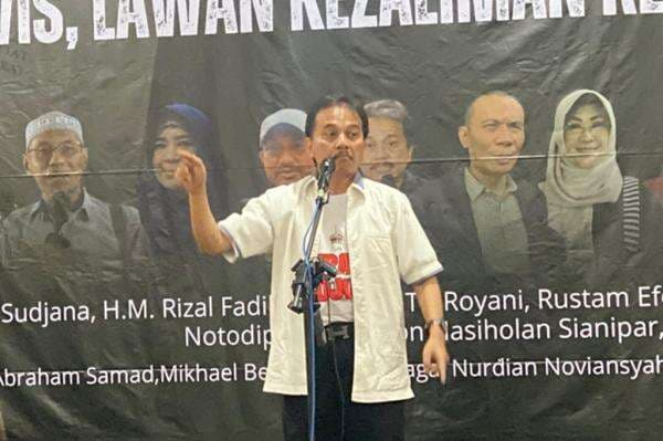 Roy Suryo Analisis Foto di Ijazah Jokowi Pakai AI, Singgung Sosok Dumatno Budi Utomo Roy Suryo Analisis Foto di Ijazah Jokowi Pakai AI, Singgung Sosok Dumatno Budi Utomo