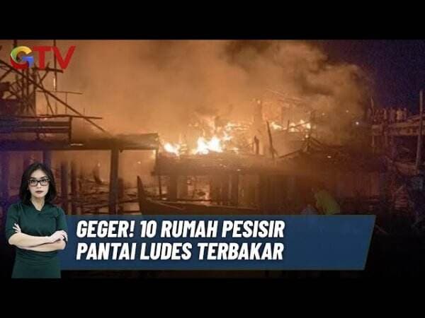 Nahas, 10 Rumah Pesisir Pantai Ludes Terbakar di Medan