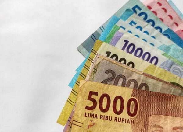 Mengapa Pinjol Masih Jadi Pilihan Masyarakat padahal Suku Bunga Lebih Tinggi dari Bank?