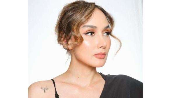 Profil dan Biodata Sara Wijayanto: Indigo Cantik yang Menyulap Dunia Mistis Jadi Konten Inspiratif! Profil dan Biodata Sara Wijayanto: Indigo Cantik yang Menyulap Dunia Mistis Jadi Konten Inspiratif!