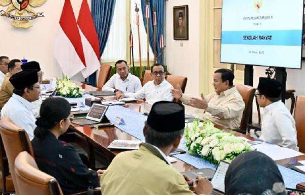 Prabowo Siapkan Rp100 Miliar untuk Operasional 1 Sekolah Rakyat Prabowo Siapkan Rp100 Miliar untuk Operasional 1 Sekolah Rakyat