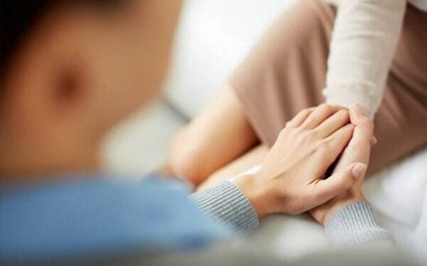 Camat Padang Selatan Digerebek Istri dan Warga saat Berduaan dengan Staf Perempuan Camat Padang Selatan Digerebek Istri dan Warga saat Berduaan dengan Staf Perempuan