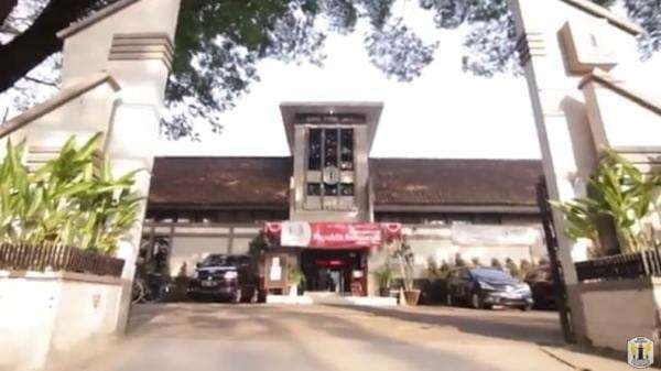 Sengketa SMAN 1 Bandung, Dedi Mulyadi Perintahkan Biro Hukum Lawan Putusan PTUN Sengketa SMAN 1 Bandung, Dedi Mulyadi Perintahkan Biro Hukum Lawan Putusan PTUN