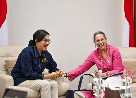 Tawa Sri Mulyani saat Duduk Bareng Dubes AS Kamala Bahas Perang Tarif Impor Trump Tawa Sri Mulyani saat Duduk Bareng Dubes AS Kamala Bahas Perang Tarif Impor Trump