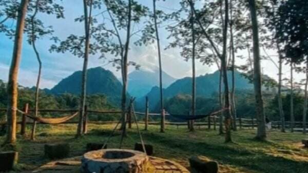 6 Tempat Camping di Jogja, Nomor 3 di Hulu Sungai Boyong Dekat Gunung Merapi