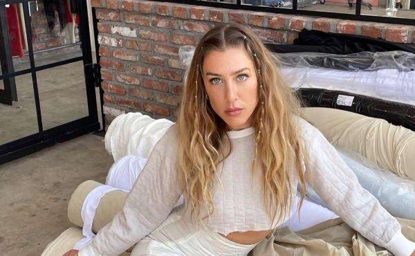 Biodata Theresa Marie, Sahabat Selena Gomez yang Dituding Selingkuh dengan Benny Blanco