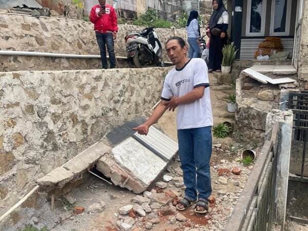 <i>Update</i> Gempa Bandung: Bocah 2,5 Tahun Meninggal Usai Kepalanya Tertimpa Reruntuhan