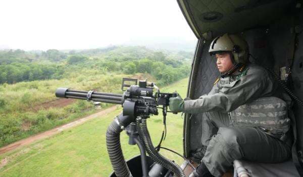 7 Perwira TNI yang Rangkap Jabatan Sipil, Siapa Saja? 7 Perwira TNI yang Rangkap Jabatan Sipil, Siapa Saja?