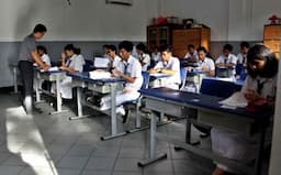 Ujian Nasional Kembali Diadakan, Tingkat SMA Digelar November 2025