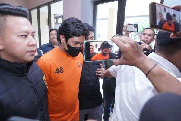 Profil M Syafril Firdaus, Dokter Kandungan yang Lecehkan Ibu Hamil saat USG Profil M Syafril Firdaus, Dokter Kandungan yang Lecehkan Ibu Hamil saat USG