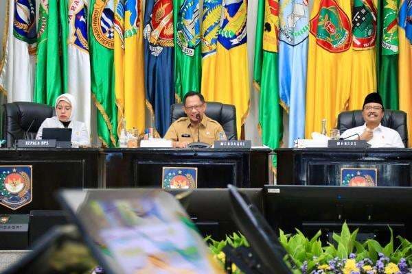 Mendagri Sebut Inflasi RI Masih Terkendali, Bikin Senang Konsumen Mendagri Sebut Inflasi RI Masih Terkendali, Bikin Senang Konsumen