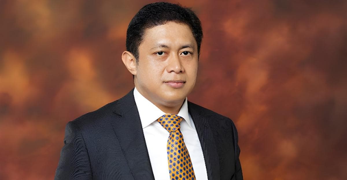 Happy Hapsoro Diam-Diam Pegang Saham ARKO Happy Hapsoro Diam-Diam Pegang Saham ARKO