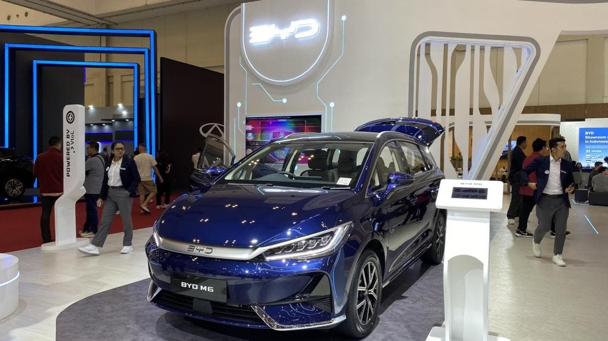 Penjualan Mobil Listrik Diprediksi Merosot Jika Insentif Dihentikan 2026 Penjualan Mobil Listrik Diprediksi Merosot Jika Insentif Dihentikan 2026