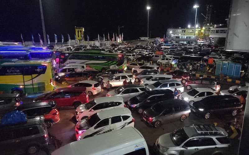 Penumpang Angkutan Penyeberangan Diproyeksi Capai 5,8 Juta Selama Mudik dan Balik Lebaran Penumpang Angkutan Penyeberangan Diproyeksi Capai 5,8 Juta Selama Mudik dan Balik Lebaran