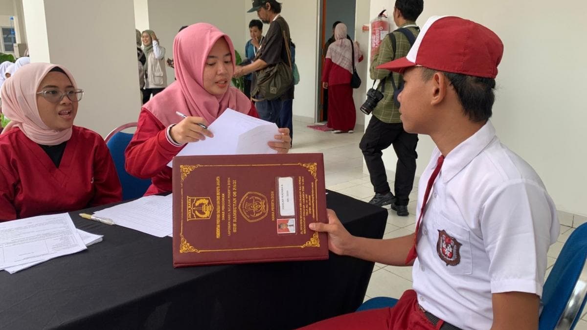Kemensos Bakal Rekrut Tiga Ribu Guru untuk Sekolah Rakyat Permanen Kemensos Bakal Rekrut Tiga Ribu Guru untuk Sekolah Rakyat Permanen