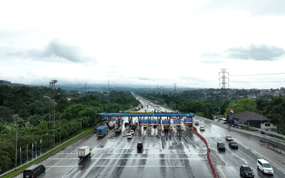 37 Ribu Kendaraan Serbu Wisata Puncak di Momen Libur Panjang Paskah 37 Ribu Kendaraan Serbu Wisata Puncak di Momen Libur Panjang Paskah