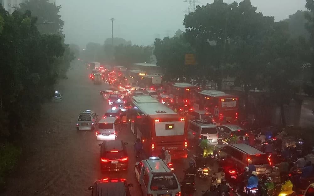 Atasi Macet saat Banjir, Pemprov DKI Akan Bangun Fly Over di Daan Mogot Jakbar Atasi Macet saat Banjir, Pemprov DKI Akan Bangun Fly Over di Daan Mogot Jakbar