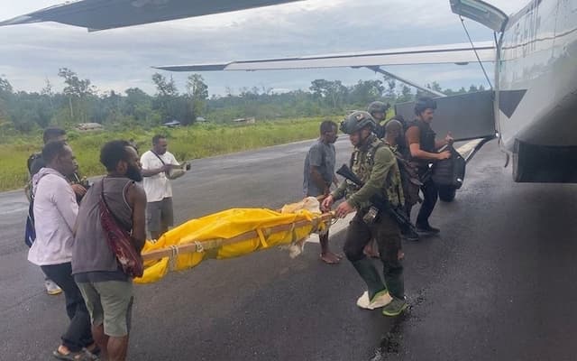 Terungkap, Pesawat Smart Air Ditembaki dari Hutan Samping Bandara Terungkap, Pesawat Smart Air Ditembaki dari Hutan Samping Bandara