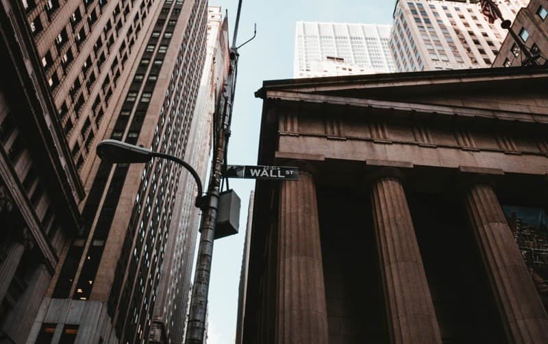 S&P 500-Nasdaq Cetak Rekor, Disokong Saham Semikonduktor dan Harapan Damai Perang S&P 500-Nasdaq Cetak Rekor, Disokong Saham Semikonduktor dan Harapan Damai Perang