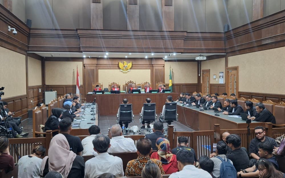 Mantan Dirut Pertamina Patra Niaga Divonis 9 Tahun Penjara Terkait Korupsi Tata Kelola Minyak Mentah Mantan Dirut Pertamina Patra Niaga Divonis 9 Tahun Penjara Terkait Korupsi Tata Kelola Minyak Mentah