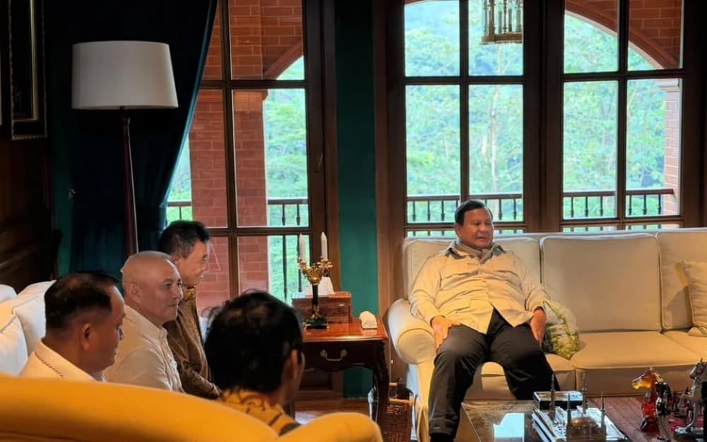 Presiden Prabowo Silaturahmi dengan Purnawirawan Ajudan dan Pengawal Presiden Prabowo Silaturahmi dengan Purnawirawan Ajudan dan Pengawal